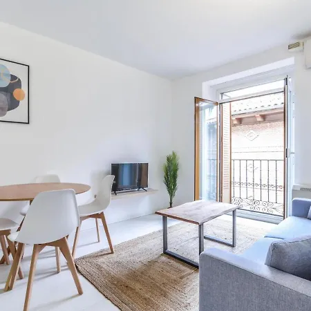 Apartamento Cava Baja Alquiler Temporal-2